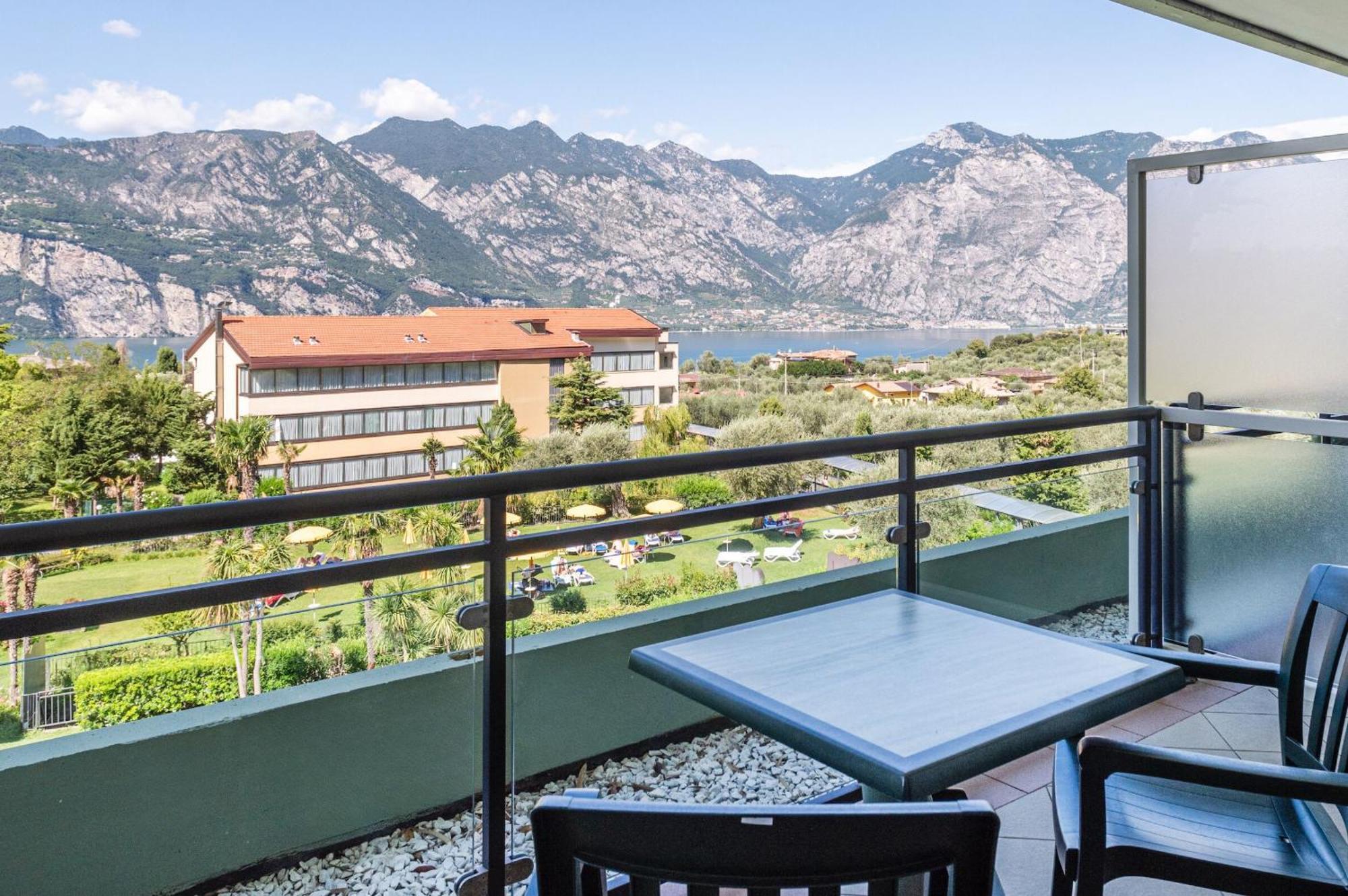 Majestic Palace Malcesine Quarto foto
